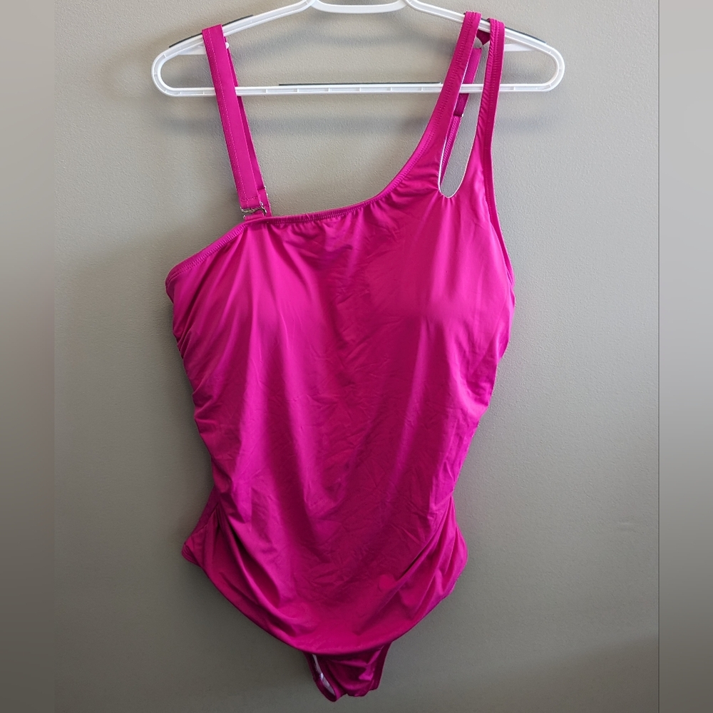 Aqua Eve Women Plus Size One Piece Swimsuit Tummy Control Bathing Suit Size 18W
